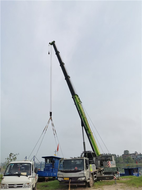 北镇市桥梁建设吊装案例